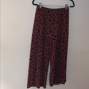 Forever 21 leopard print culotte pants